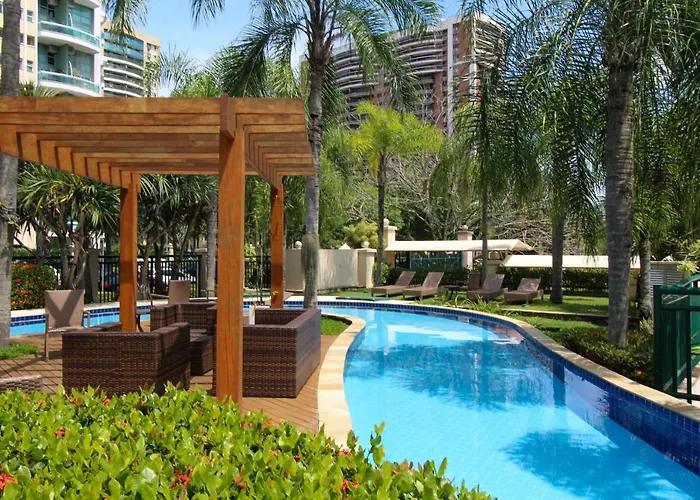 Barra Da Tijuca - 508 - De Frente Para Maravilhosa Piscina - Estacionamento Gratuito - Academia Comphania Atletica - Balsa Para Praia Gratis - Microondas - Geladeira Grande - Recepcao 24Horas - Wi-Fi - Com Pia