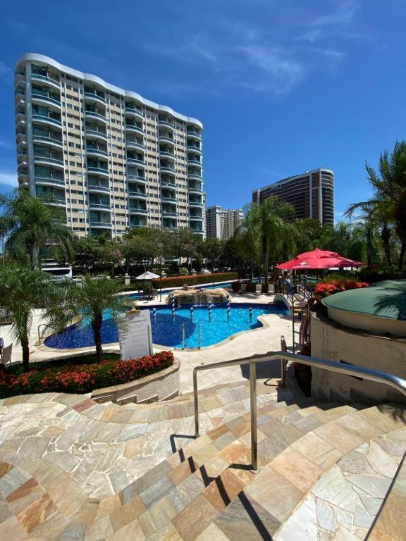 Barra Da Tijuca - 508 - De Frente Para Maravilhosa Piscina - Estacionamento Gratuito - Academia Comphania Atletica - Balsa Para Praia Gratis - Microondas - Geladeira Grande - Recepcao 24Horas - Wi-Fi - Com Pia *
