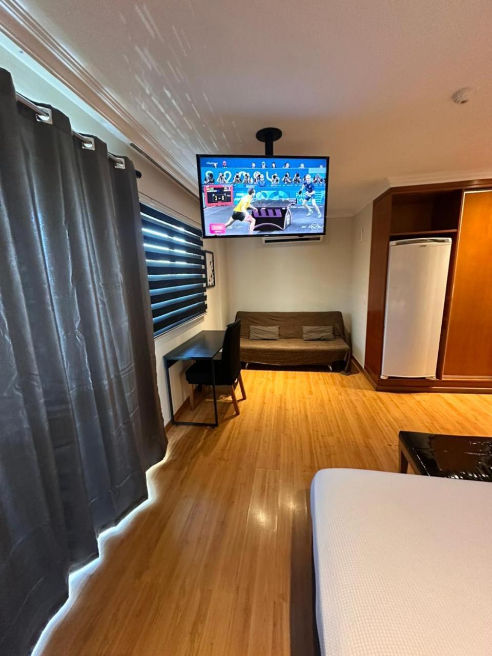 Apartment Barra Da Tijuca - 508 - De Frente Maravilhosa Piscina - Estacionamento Gratuito - Academia Comphania Atletica - Balsa Gratis - Microondas - Geladeira Grande - Recepcao 24horas - Wi-fi - Com Pia Rio de Janeiro